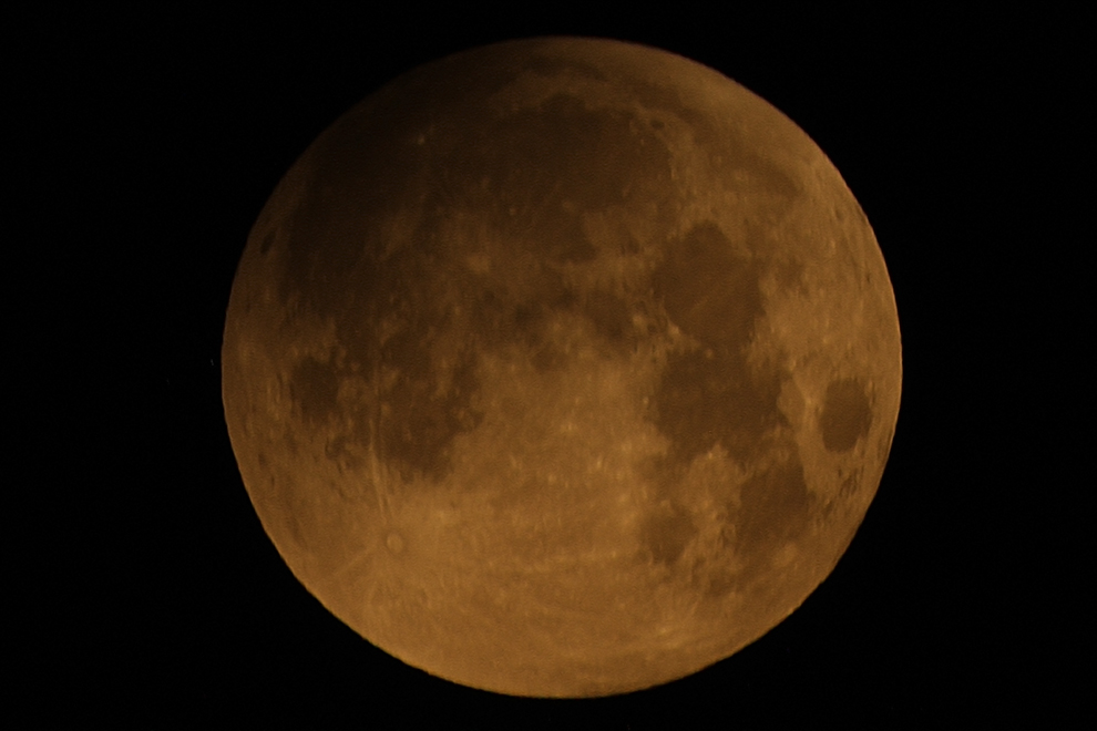 Lunar eclipse in penumbra